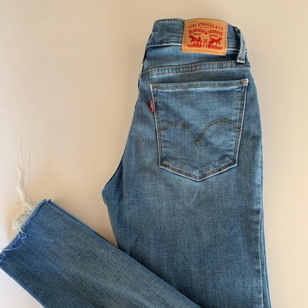 Levi’s 710 super skinny jeans size 26